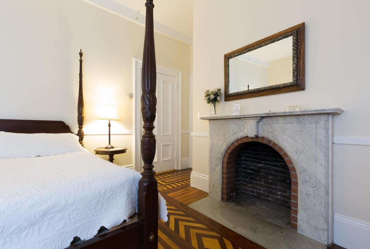 The Salem Inn Экстерьер фото